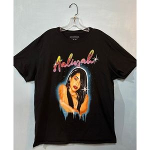 Graphic T-shirt Aaliyah Black Colorful XL
